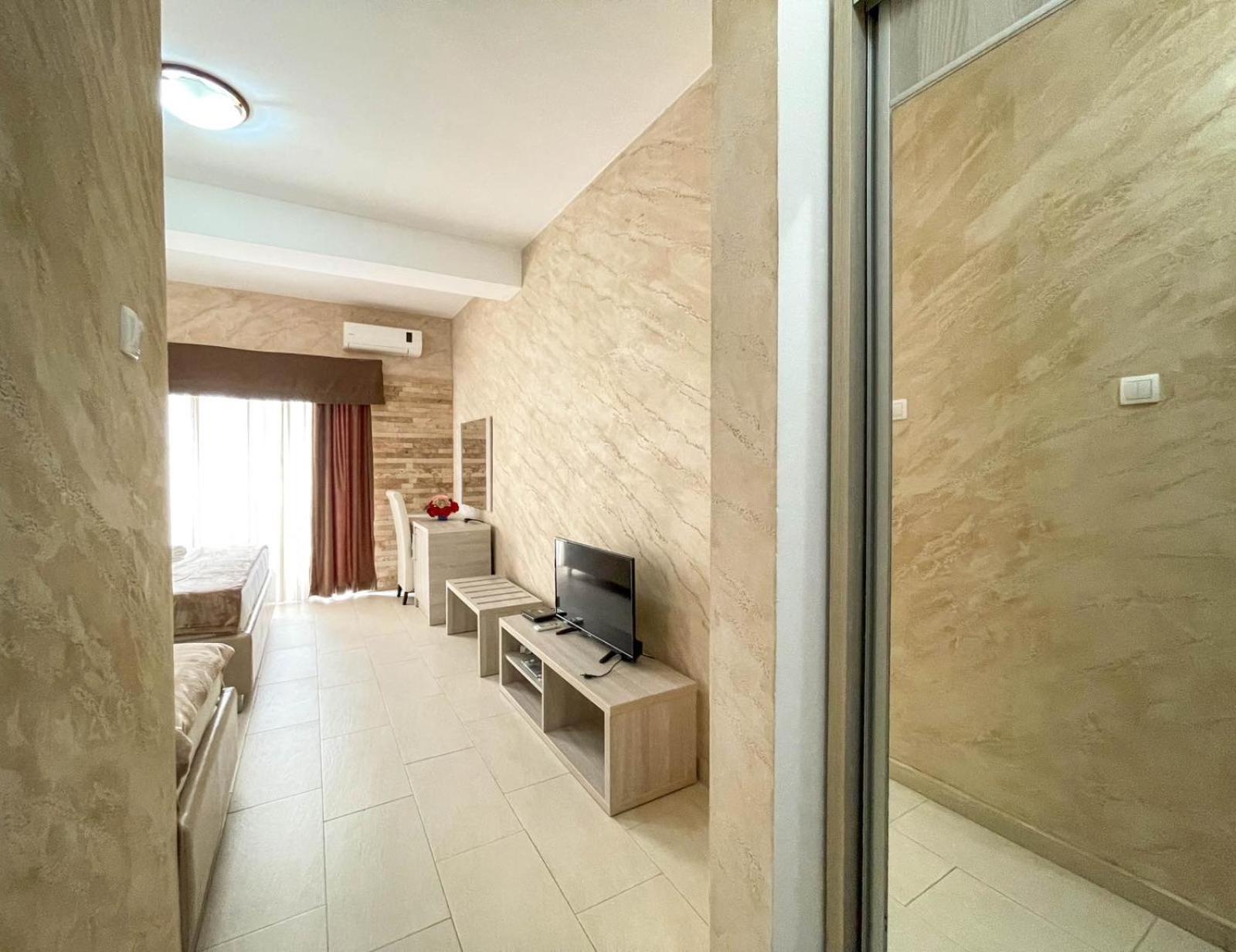 Imperial Hotel Ulcinj Extérieur photo