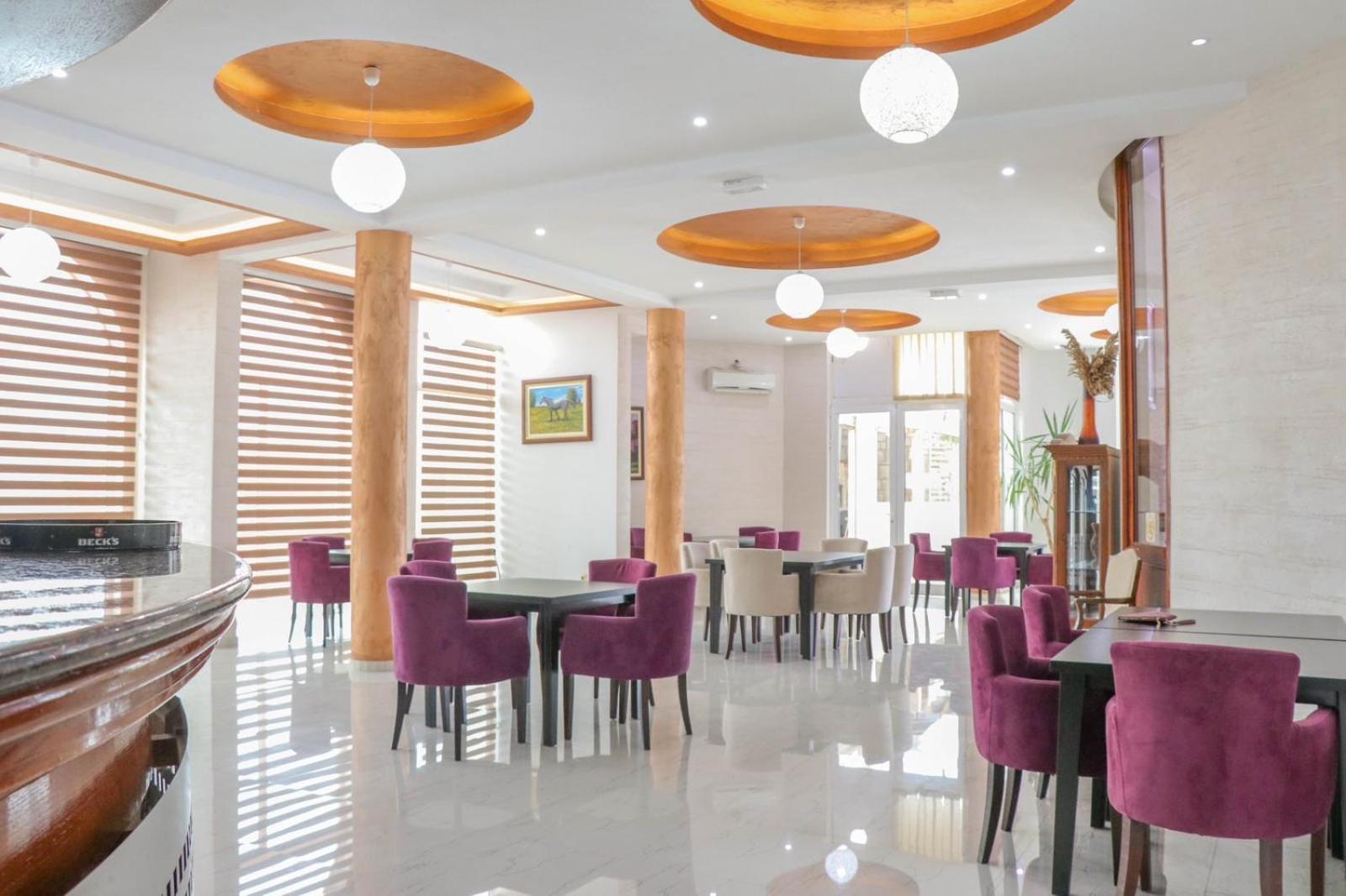 Imperial Hotel Ulcinj Extérieur photo