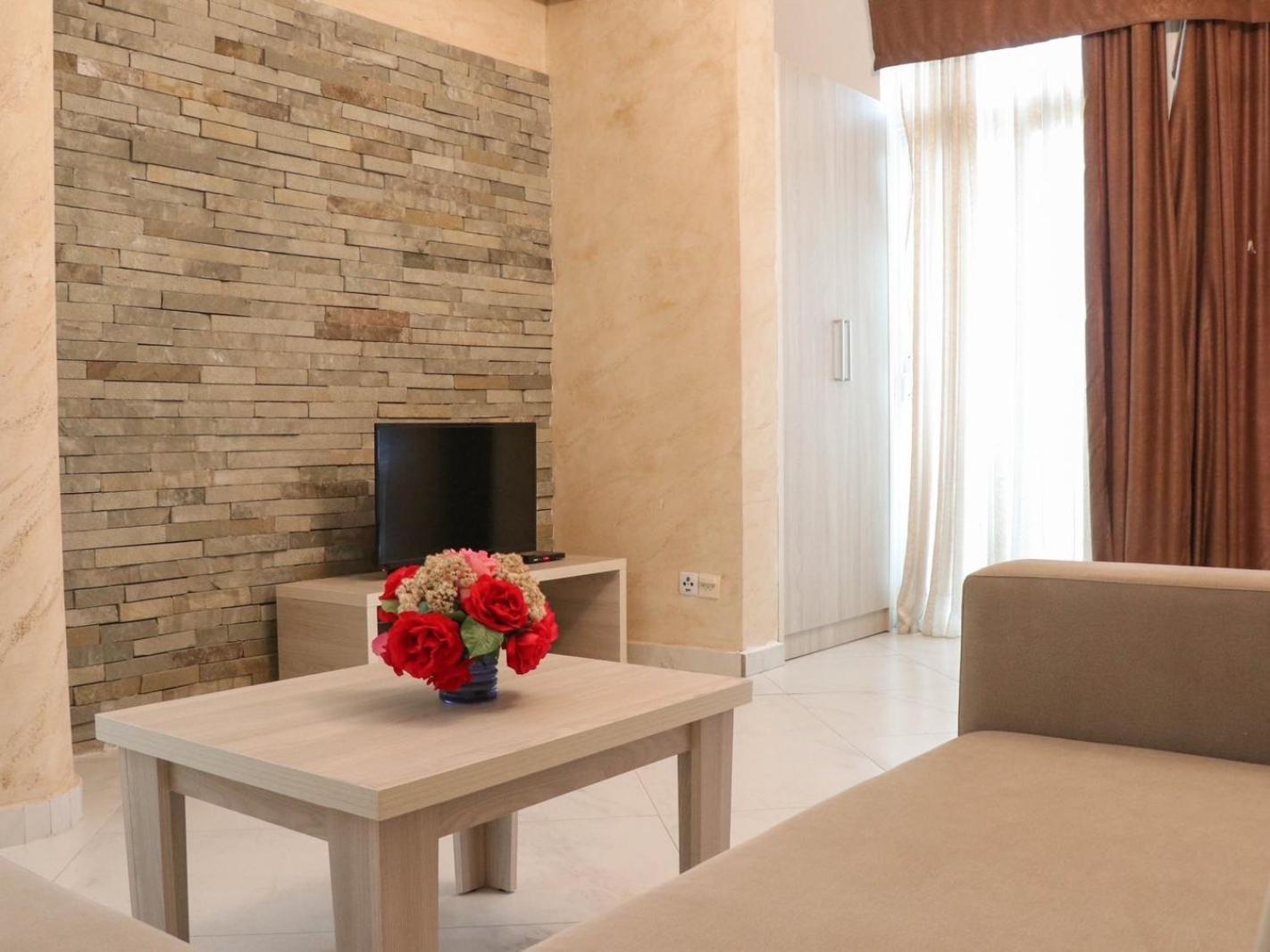Imperial Hotel Ulcinj Extérieur photo