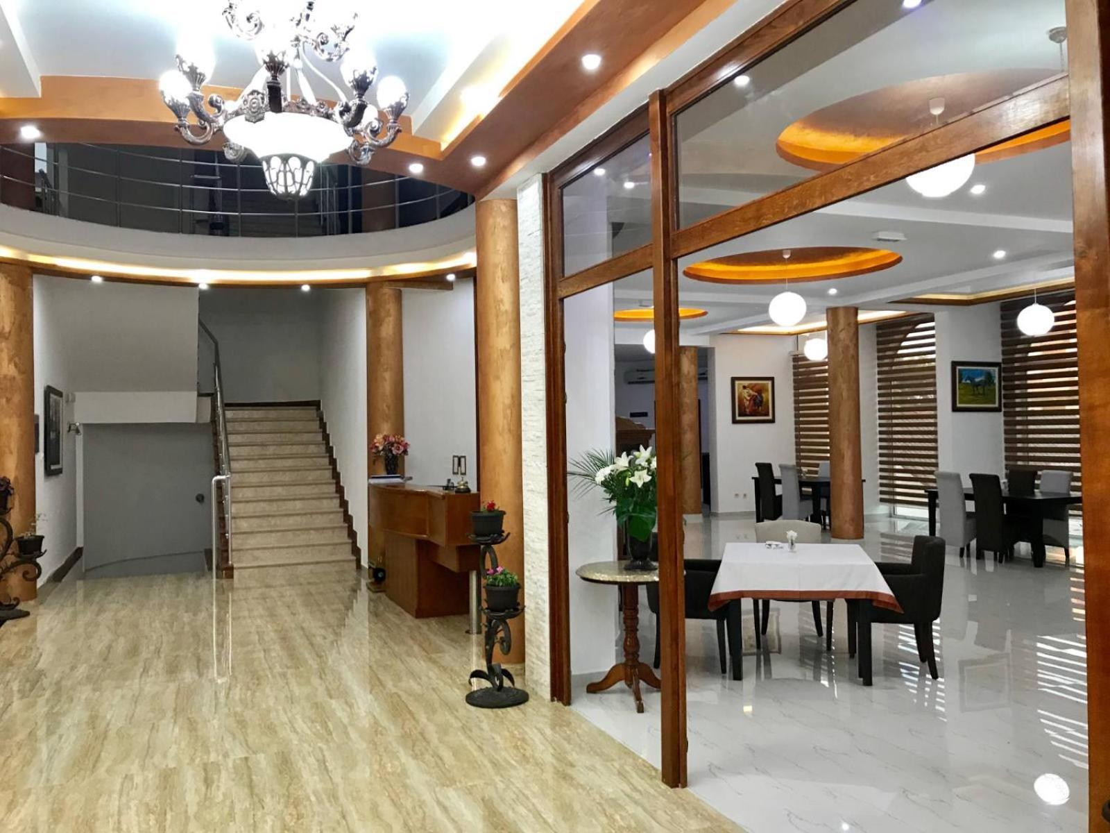 Imperial Hotel Ulcinj Extérieur photo