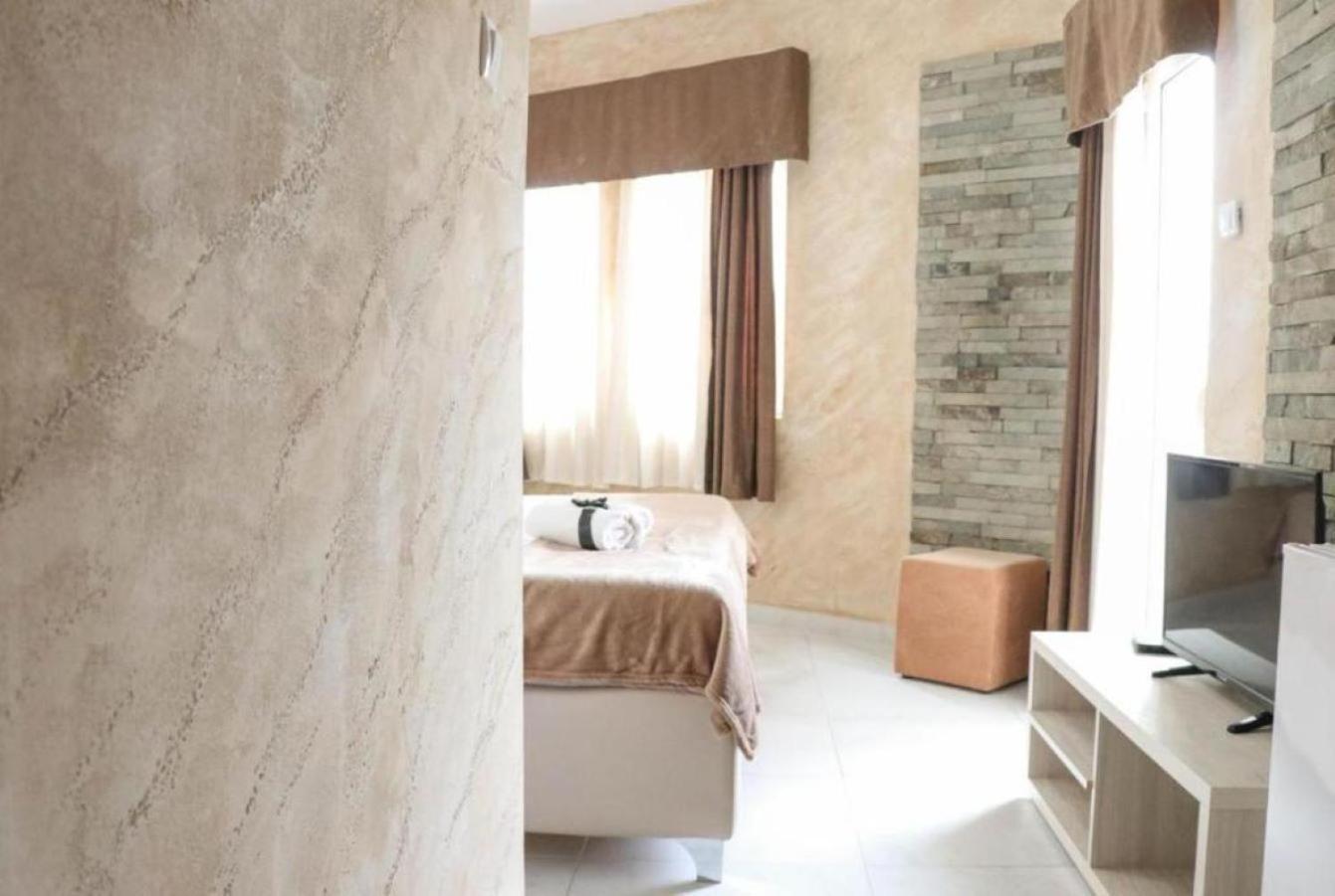 Imperial Hotel Ulcinj Extérieur photo